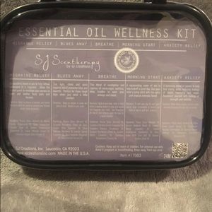 Essential Oil Wellness Kit
